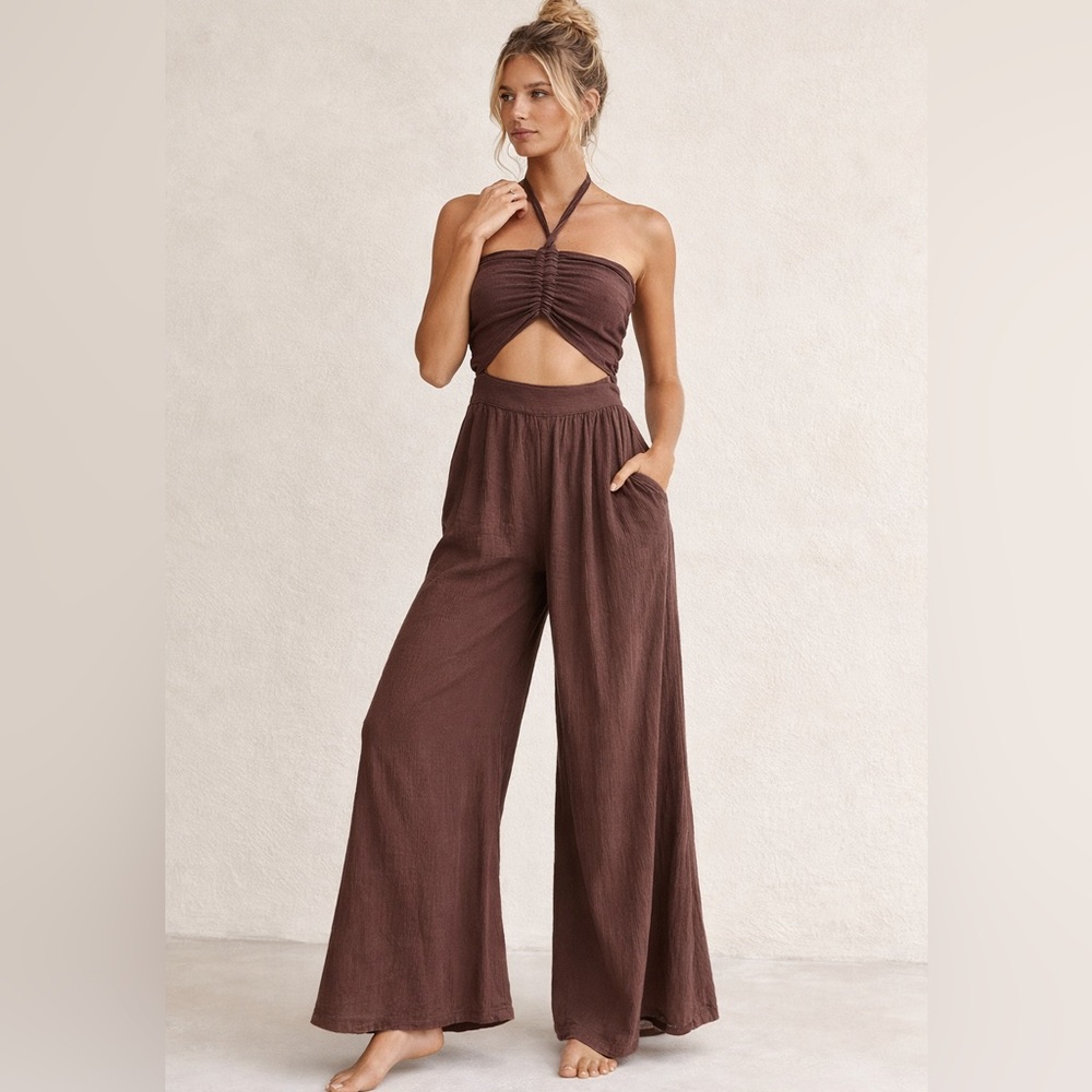 Vestique Brown Halter Cutout Wide-Leg Jumpsuit | Boho Beachy | Size Small